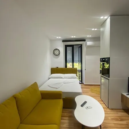 Luxury In Blloku Area Apartamento